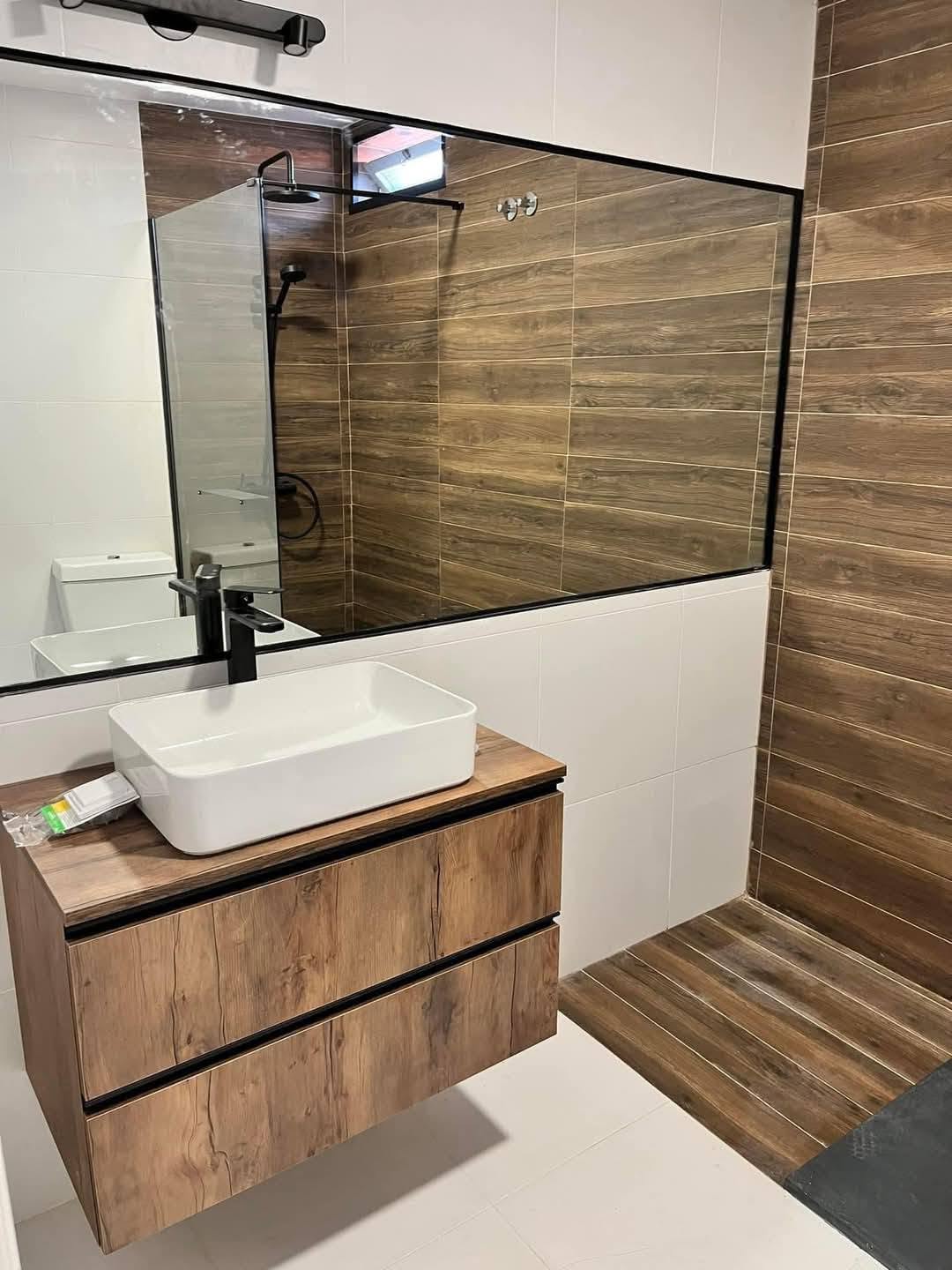 Remodelação de Casa de Banho — Remodelação de casa de banho, Portugal